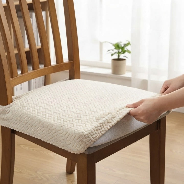 Elastische Stuhlhussen im 4er Set mit Fleckschutz, dehnbare und waschbare Stuhlbezüge für Esszimmer Küche oder Wohnzimmer für ordentliche geschützte Sitzflächen – Zorenza