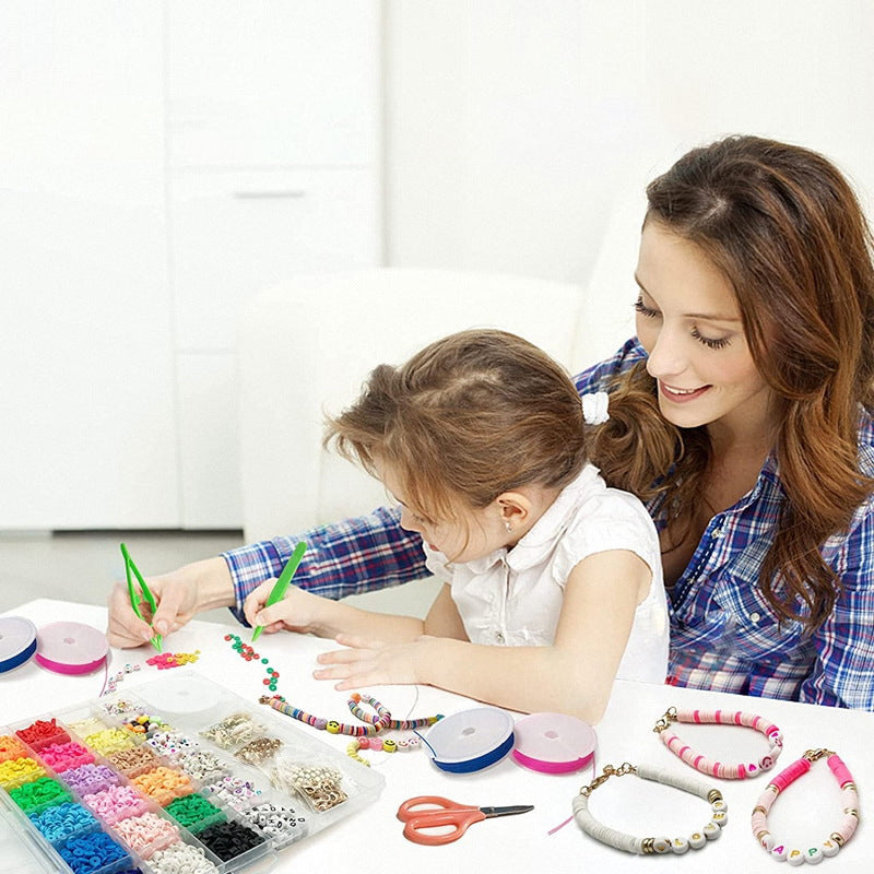 Schmuck-Bastelset mit 5520 Perlen und 550 Charms -    Zorenza