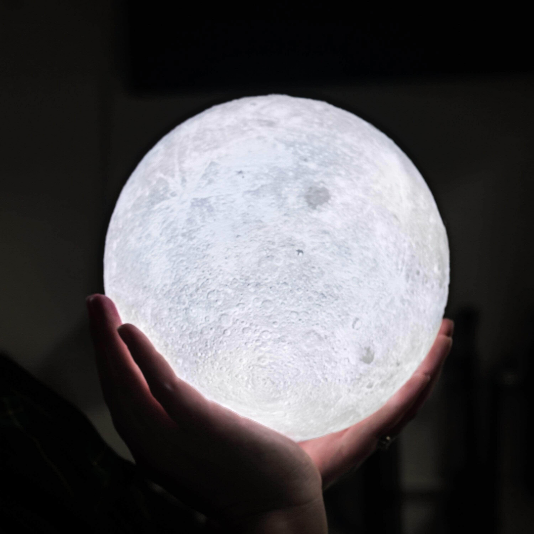 Mondlampe mit Touch-Steuerung und Holzständer -    Zorenza