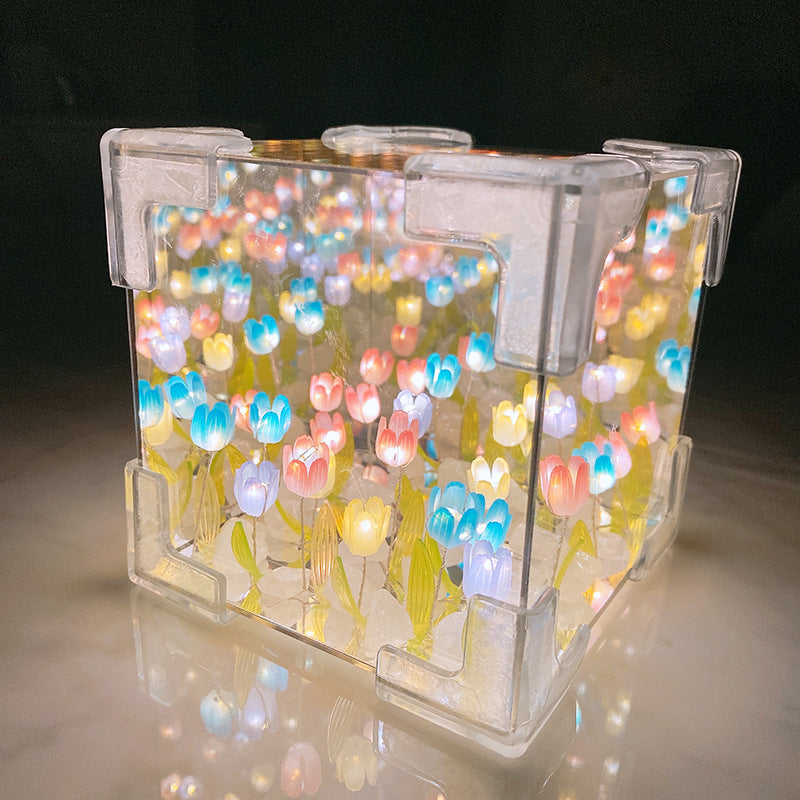 Tulpen-Leuchtbox mit Spiegeleffekt und LED-Licht -    Zorenza