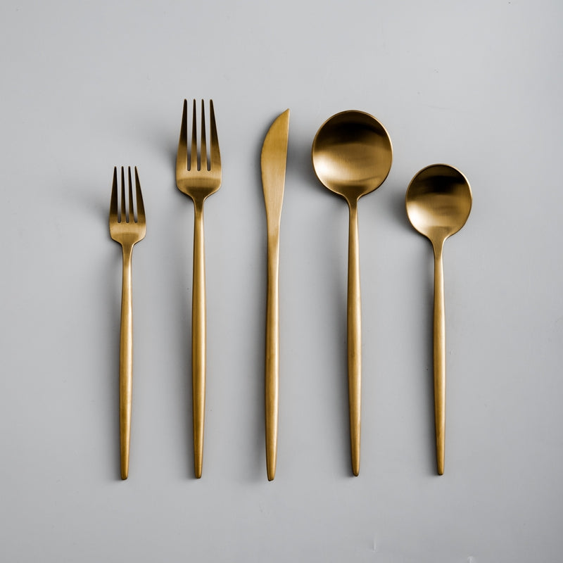 Besteckset Edelstahl 18/10 mit Titan-Finish – Minimalistisches Design -    Zorenza