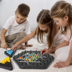 Strategiespiel mit Dreieck-Ketten-Mechanik -    Zorenza