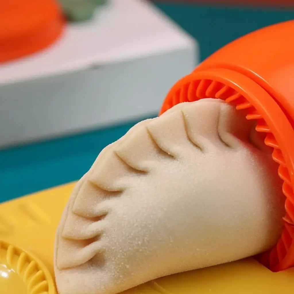 2-in-1 Teigtaschenformer Zorenza