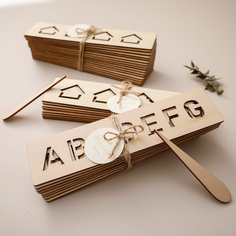 Schreibvorlagen Holz – Buchstaben und Zahlen zum Lernen -    Zorenza