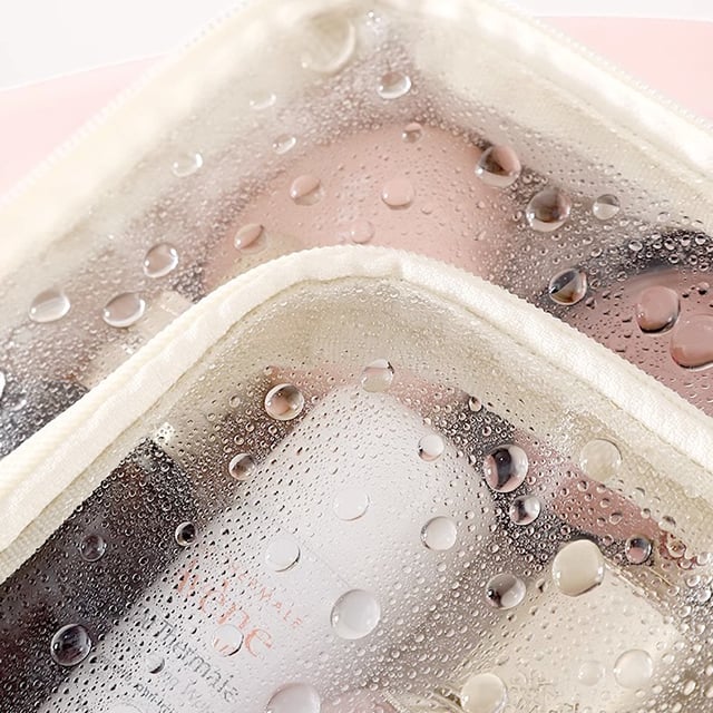 Kosmetiktasche mit transparenten Fächern -    Zorenza