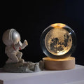3D Gravierte Kristallkugel-Lampe – Warmes LED-Nachtlicht Zorenza