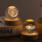 3D Gravierte Kristallkugel-Lampe – Warmes LED-Nachtlicht Zorenza
