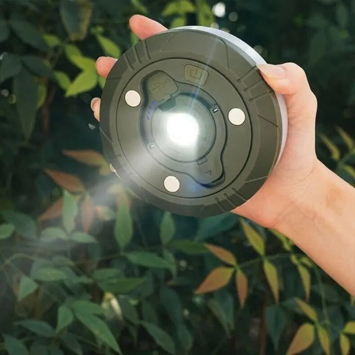 4-in-1 Multifunktions-Campinglicht – Licht, Strom & Komfort Zorenza