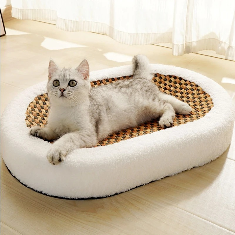 Kratzlounge für Katzen mit integriertem Kratzbereich -    Zorenza