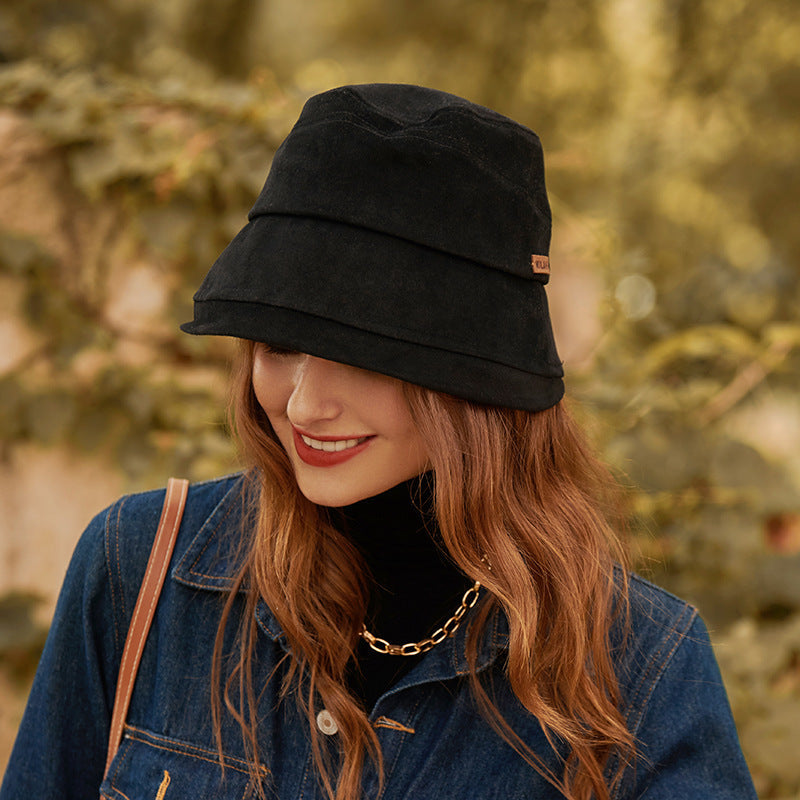 Bucket Hat mit feinen Nähten -    Zorenza