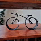 Fahrrad-Skulptur aus Eisen – Minimalistische Dekoration Zorenza