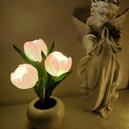 Tulpen-LED-Tischlampe im Keramiktopf – Warmes Dekorlicht Zorenza