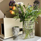 Vase Buch-Design Acryl – Transparente Blumenvase -    Zorenza