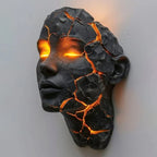 Wandleuchte Gesichts-Skulptur mit beleuchteten Rissen -    Zorenza