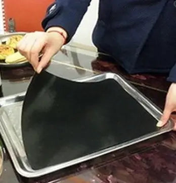 Antihaft-Grillmatte 2er-Set – Sauber Grillen ohne Rückstände Zorenza