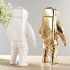 Astronauten-Blumenvase – Dekorative Figur mit integriertem Pflanzfach Zorenza