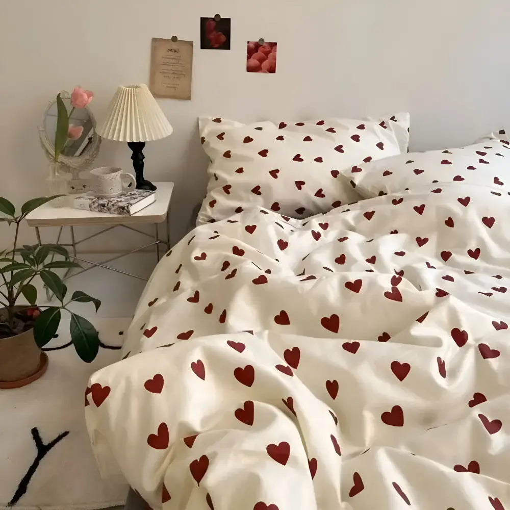 Bettwäsche-Set mit Herzmuster aus Polyester inklusive Bettlaken und Kissenbezügen, weiche Ganzjahres-Bettwäsche für ruhige Schlafzimmer – Zorenza