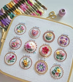 Blumen-Stickerei-Starter-Set – 12 Motive, komplett ausgestattet Zorenza