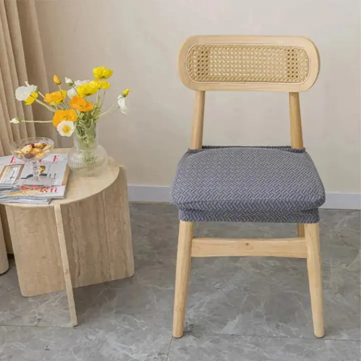 Elastische Stuhlhussen mit Fleckschutz - 4er-Set Zorenza