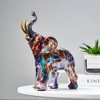 Elefantenstatue abstrakt mehrfarbig – Kunstwerk Harzcm -    Zorenza