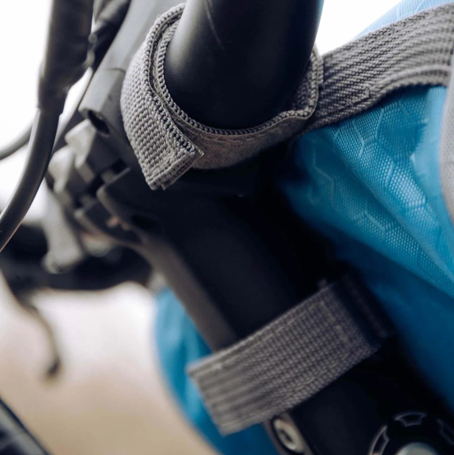 Fahrrad-Lenkertasche mit Touchscreen-Fenster -    Zorenza