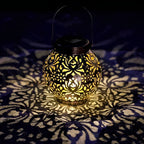 Solar-Gartenlampe mit Ornament-Design – Warmweißes LED-Licht -    Zorenza