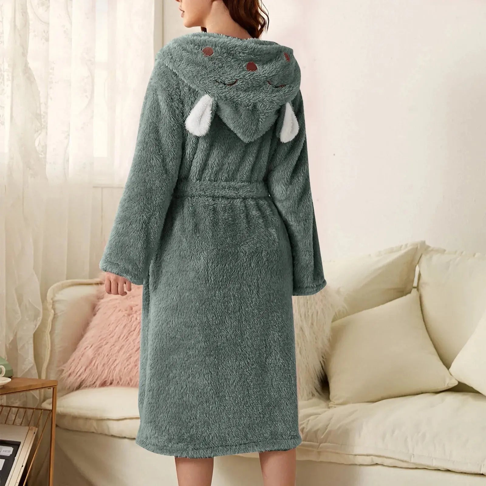 Flanell-Bademantel mit Kapuze und Hasenohren Zorenza