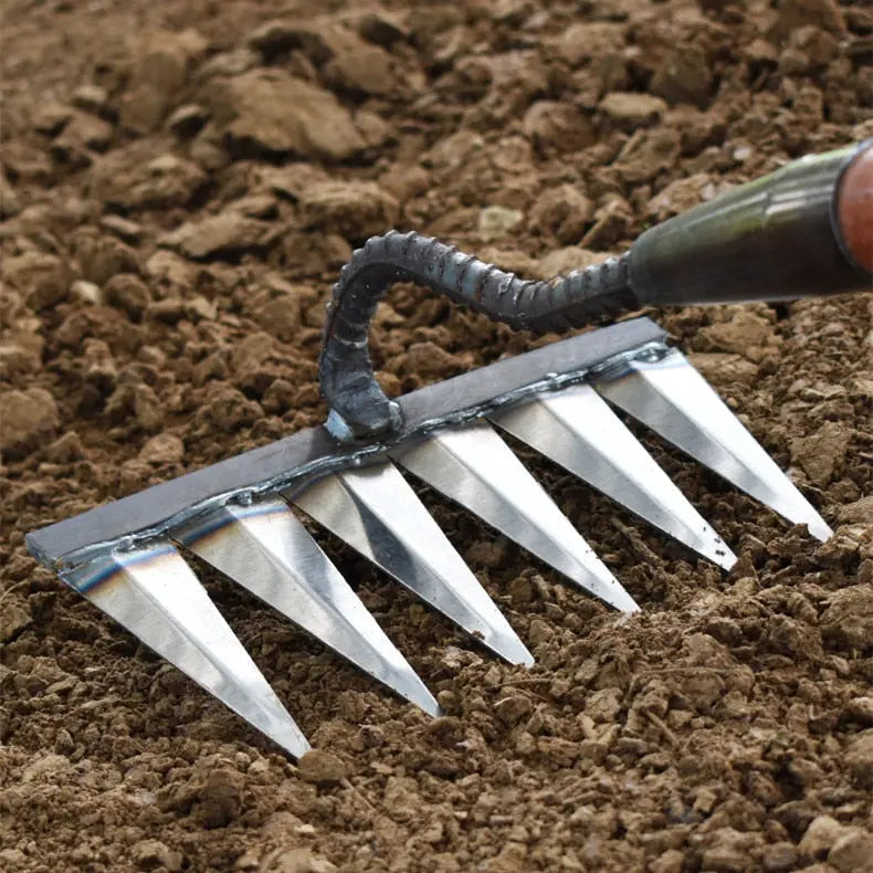 Gartenhacke aus Kohlenstoffstahl – Scharfe Zinken für Jäten und Bodenlockerung Zorenza
