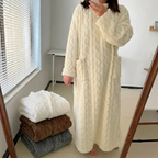 Fleece-Nachthemd – Gemütliche Wärme für kalte Nächte -    Zorenza