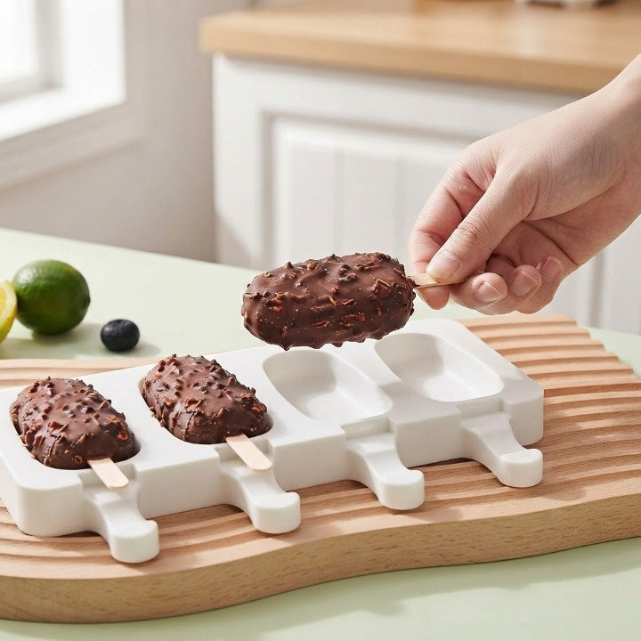 Eisform Silikon mit Holzstäbchen – 4 Kavitäten, lebensmittelecht -    Zorenza