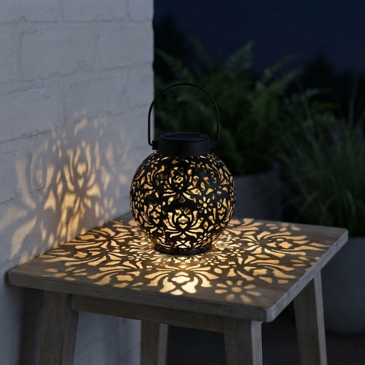 Solar-Gartenlampe mit Ornament-Design – Warmweißes LED-Licht -    Zorenza