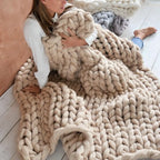 Grob gestrickte Wohndecke extra groß Zorenza