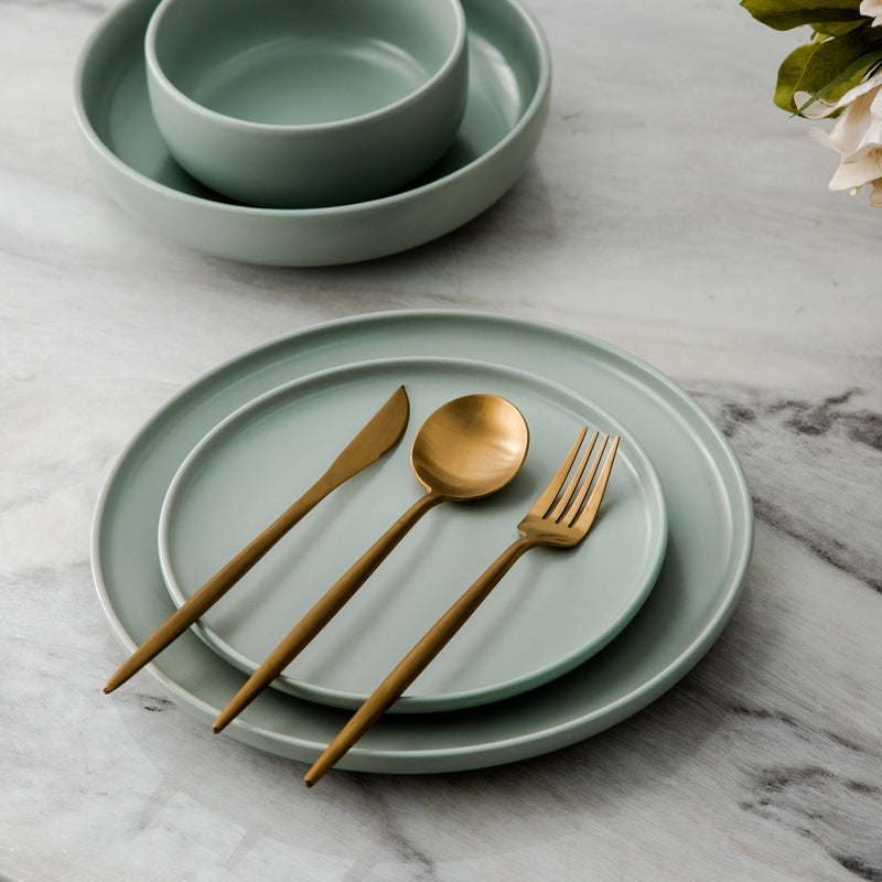 Besteckset Edelstahl 18/10 mit Titan-Finish – Minimalistisches Design -    Zorenza