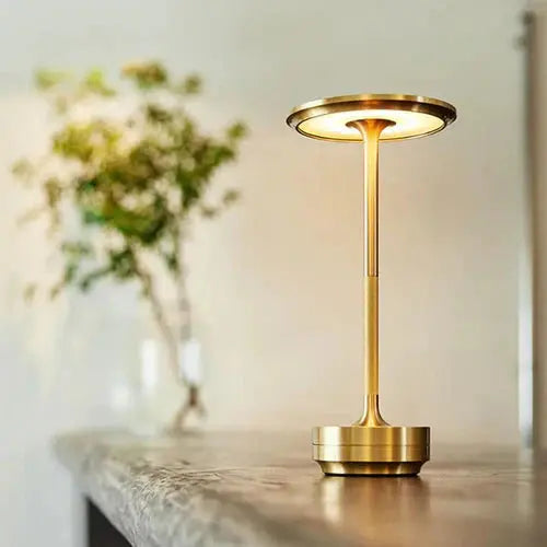 Kabellose LED-Tischlampe mit Dimmer – Warme Atmosphäre überall Zorenza