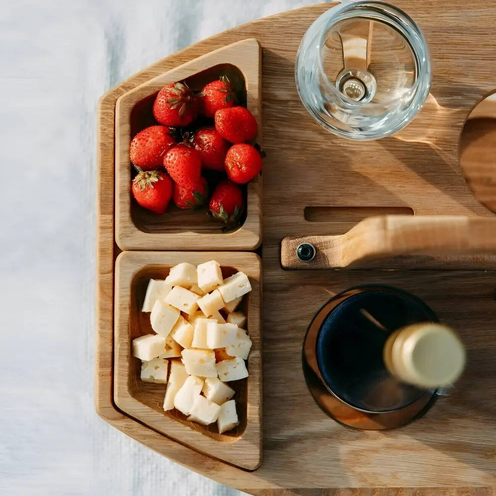 Klappbarer Holz-Picknicktisch mit Wein- und Snackfächern Zorenza