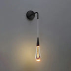 LED-Wandleuchte im Tropfendesign aus Glas Zorenza