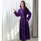 Langer Bademantel aus Fleece mit Schalkragen Zorenza