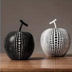 Apfel Skulptur mit Punktmuster – Moderne Dekoration -    Zorenza