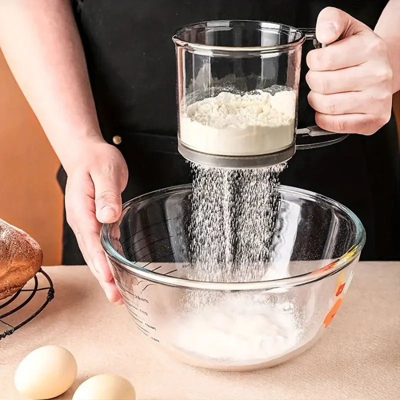 Mehlsieb mit Quetschgriff – 250 ml Backsieb Zorenza