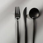 Besteckset Edelstahl 18/10 mit Titan-Finish – Minimalistisches Design -    Zorenza