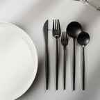 Besteckset Edelstahl 18/10 mit Titan-Finish – Minimalistisches Design -    Zorenza