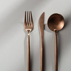 Besteckset Edelstahl 18/10 mit Titan-Finish – Minimalistisches Design -    Zorenza
