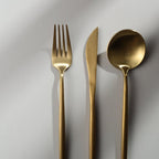 Besteckset Edelstahl 18/10 mit Titan-Finish – Minimalistisches Design -    Zorenza