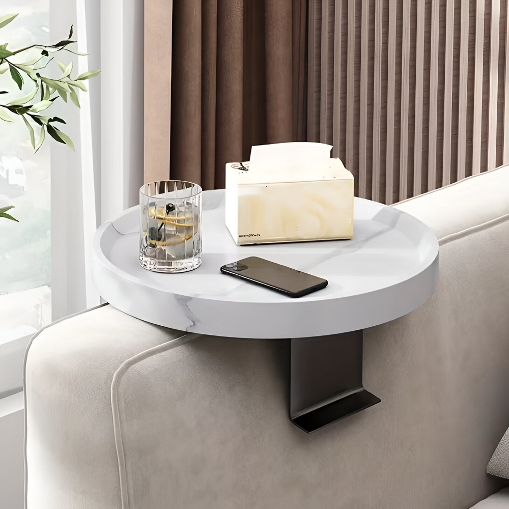 Clip-On Sofatisch rund – Platzsparende Ablage für Snacks Zorenza