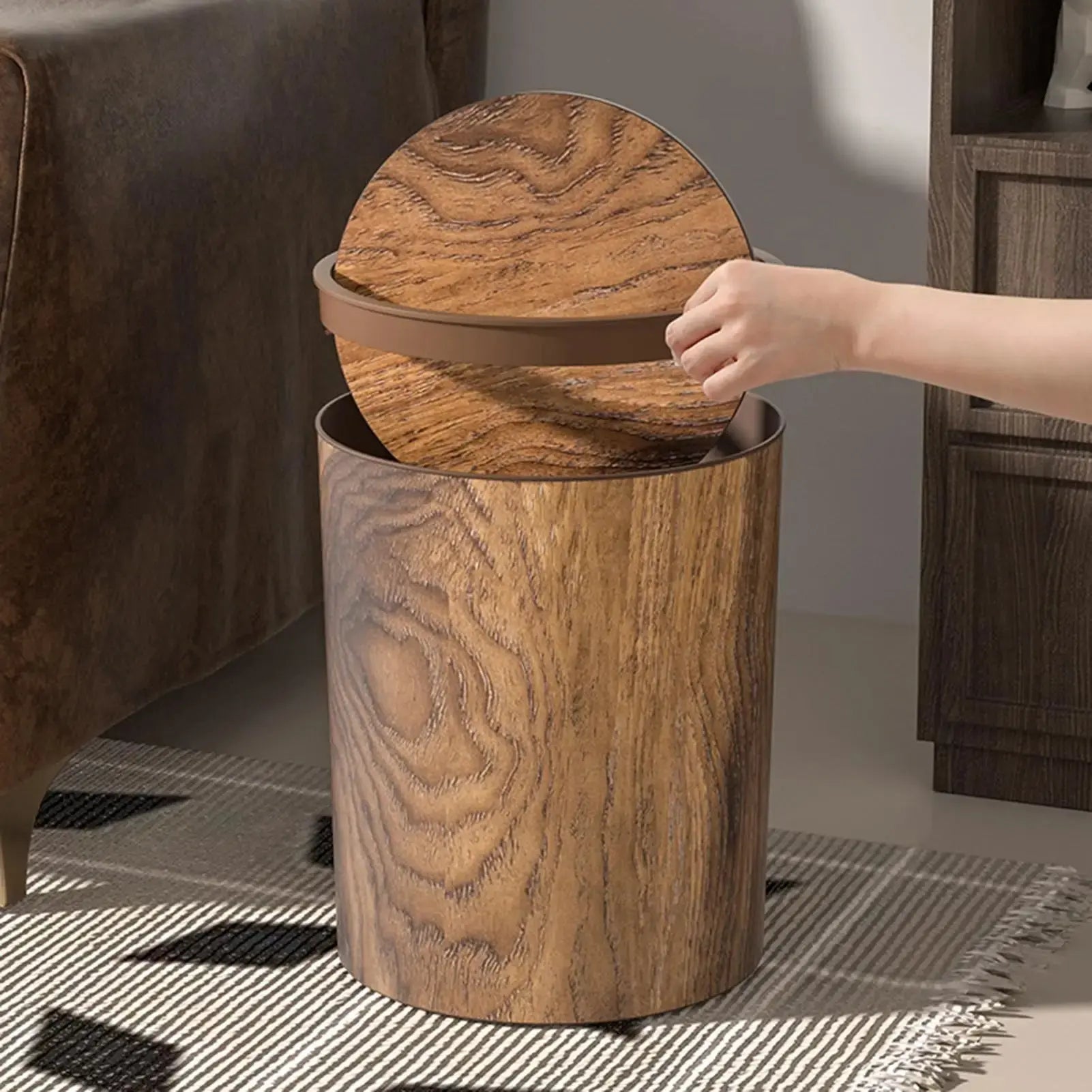 Mülleimer mit Schwingdeckel und Holzoptik Zorenza