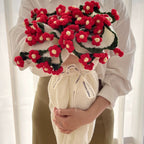 Blumenstrauß-Decke mit gehäkelten Blüten – Handgefertigt -    Zorenza