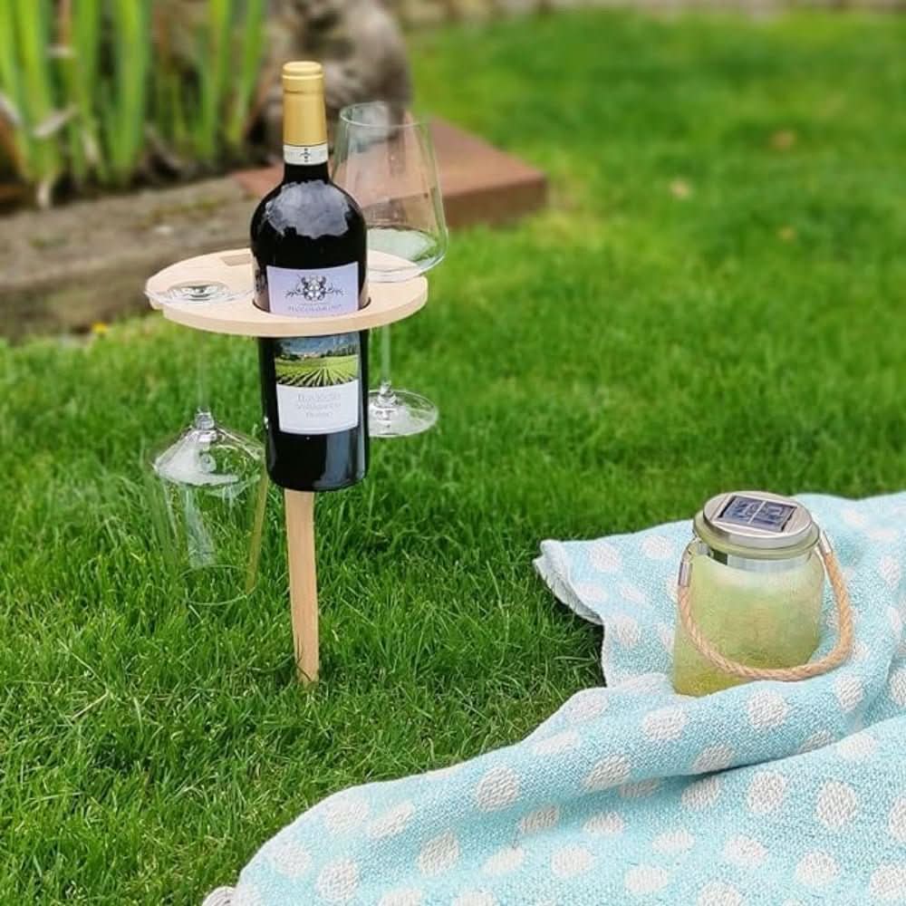Outdoor-Weintisch aus Holz mit Erdspieß für Garten -    Zorenza