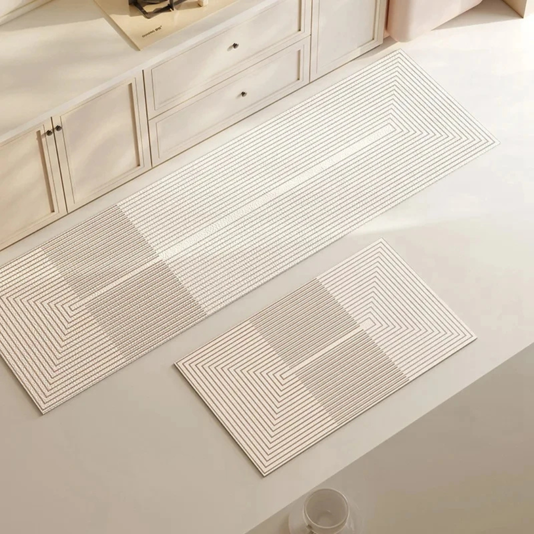 Ovale Küchenmatte mit Liniendesign – Rutschfest & Saugstark -    Zorenza