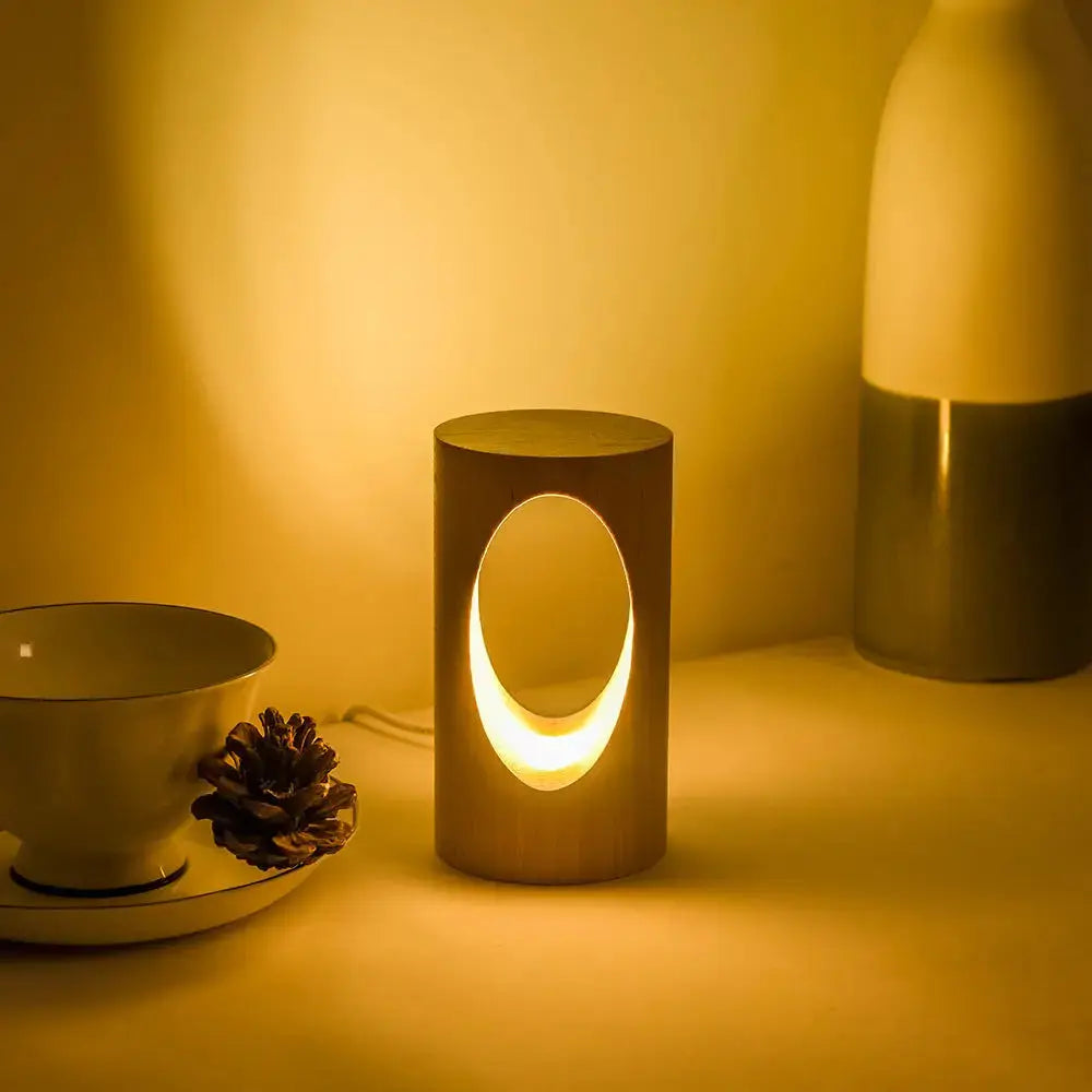 Rechteckige LED-Nachtlampe aus Massivholz Zorenza
