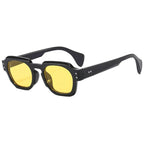 Retro Sonnenbrille mit eckiger Fassung und UV400-Schutz – 6 Farben Zorenza
